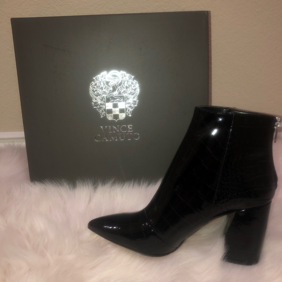 vince camuto benedie bootie